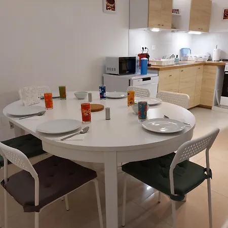 Arsenal House 아파트 *