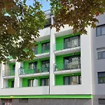 Arsenal House Apartman